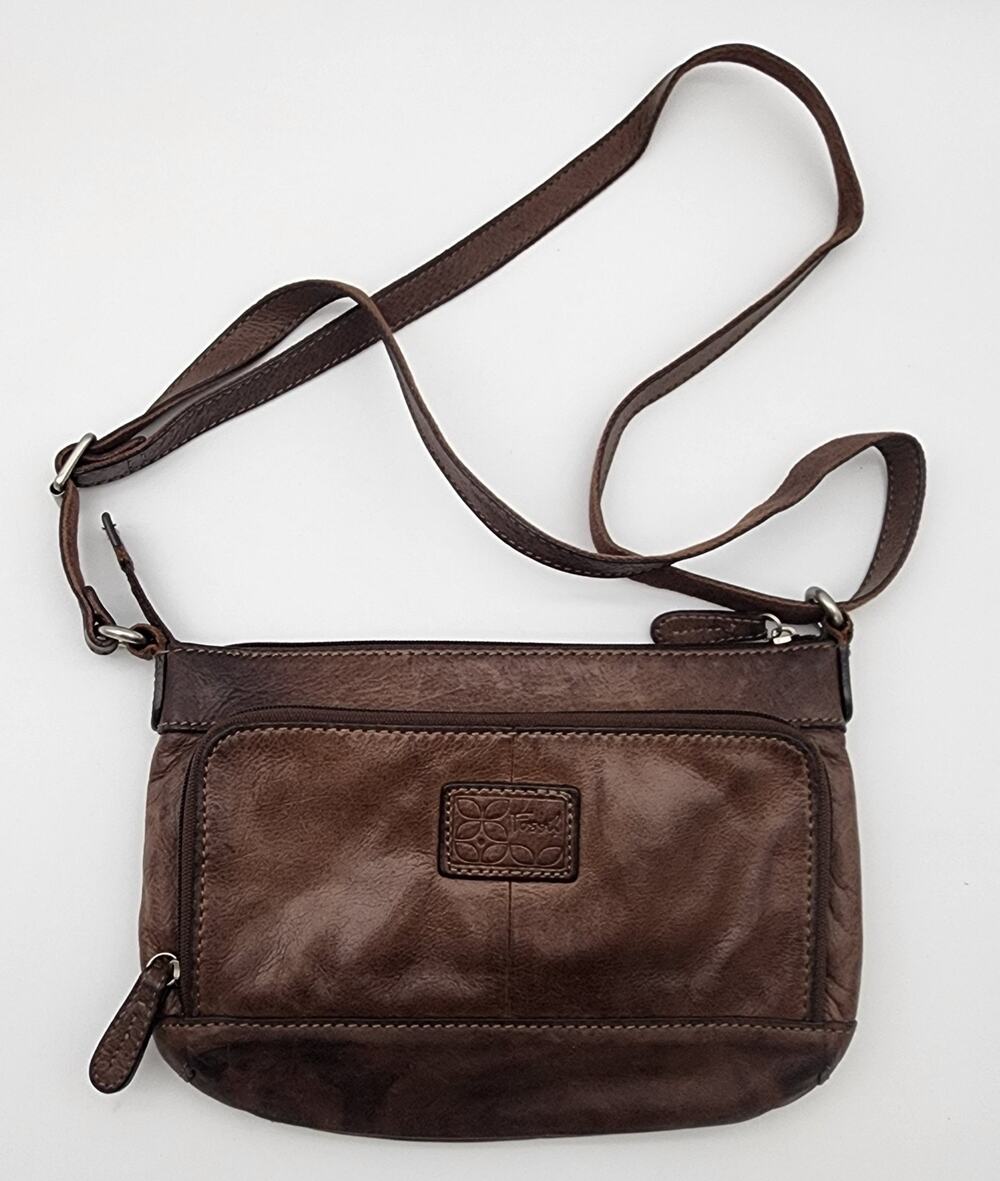 Fossil Crossbody Brown Soft Leather Organizer Flap Snap Zip Crossbody Bag ZB2837